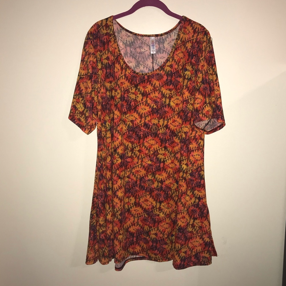 Lularoe Perfect T